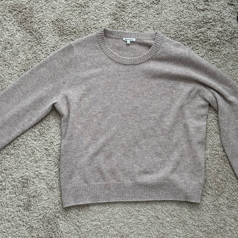 Reformation Cashmere Crew in Oatmeal-XL